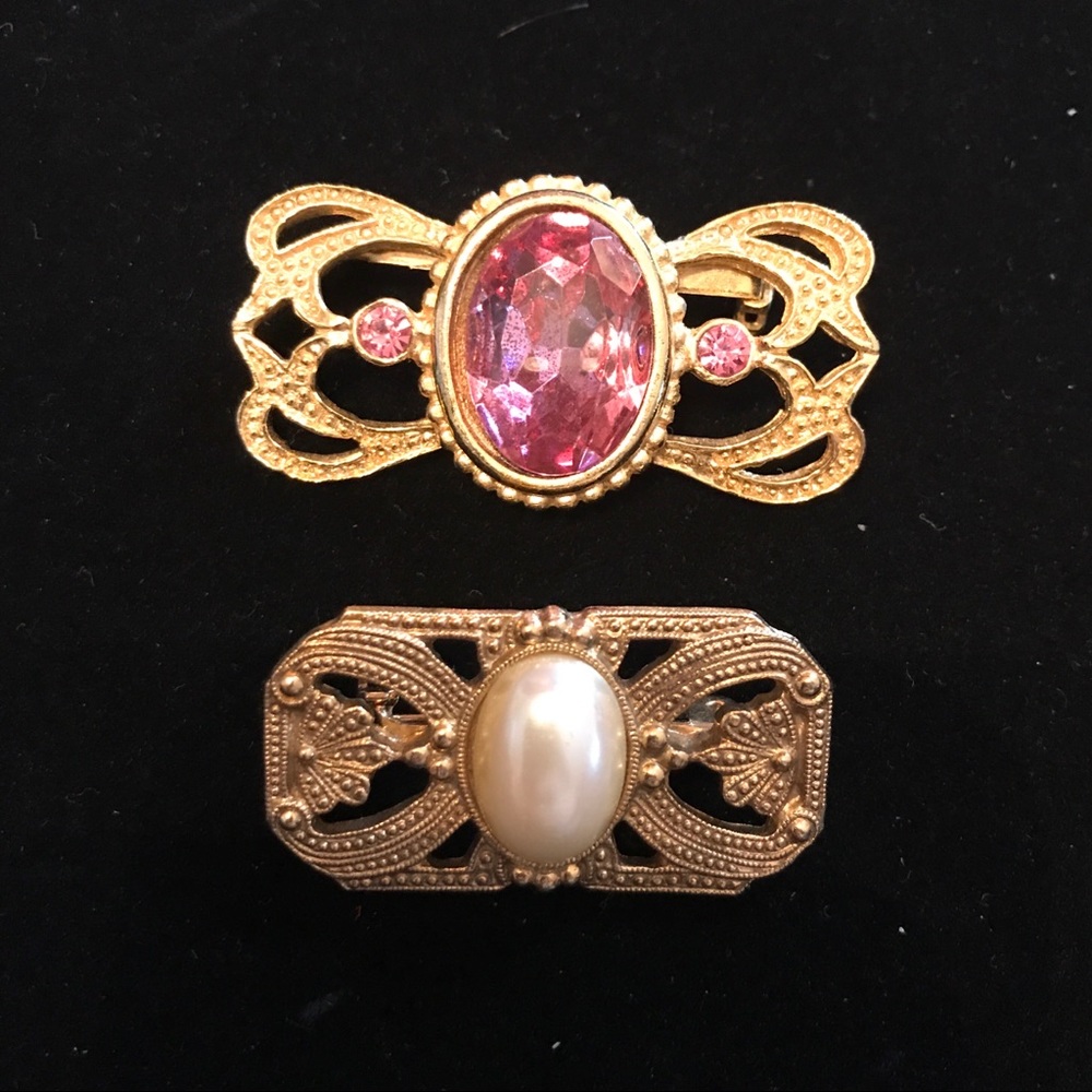 Two Vintage Brooch Pins - Picture 1 of 2
